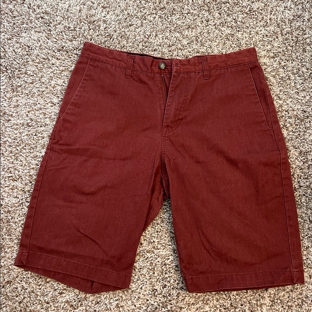 Mens Volcom shorts size 31 practically new